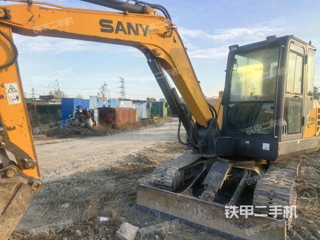 三一重工SY60C挖掘机