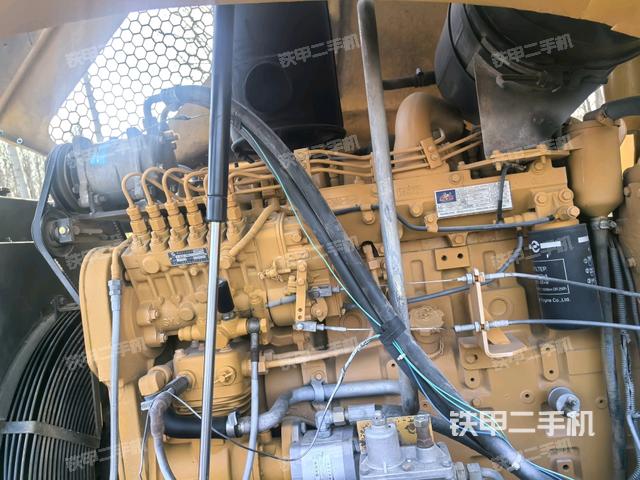 風扇及皮帶（壓路機發(fā)動機艙）