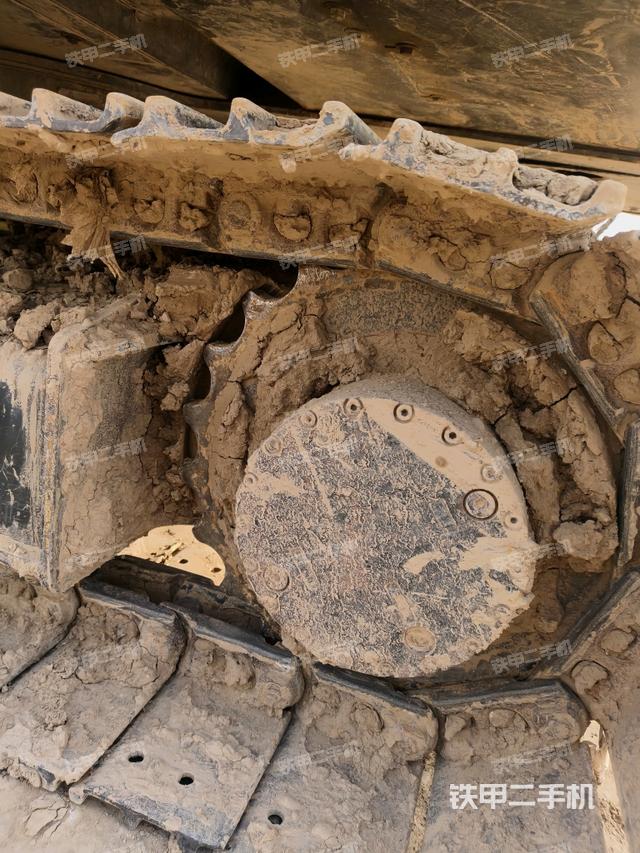 左驱动轮（行走机构）