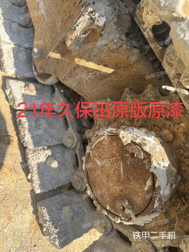 單側(cè)履帶整體（整機(jī)外觀）