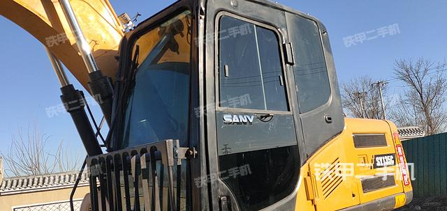 驾驶室整体（整机外观）