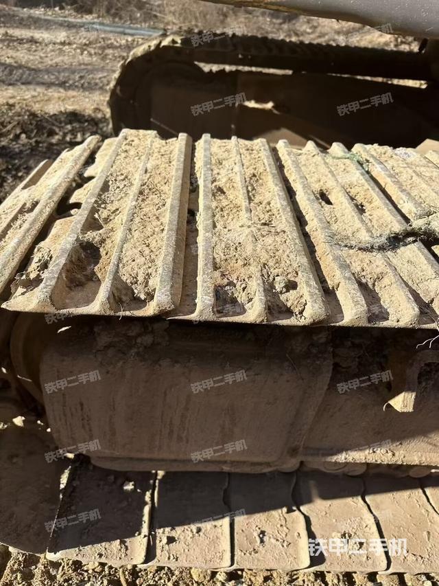 單側(cè)履帶整體（整機外觀）