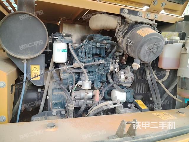 发动机整体俯视（整机外观）