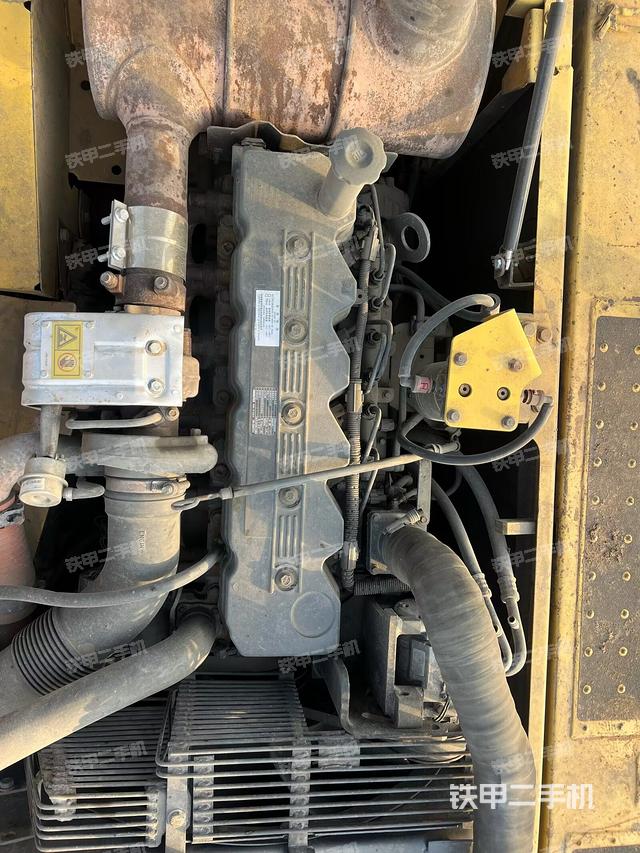 发动机整体俯视（整机外观）