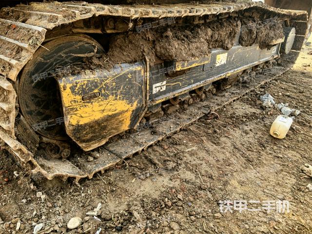 右侧行走马达盖板（行走机构）