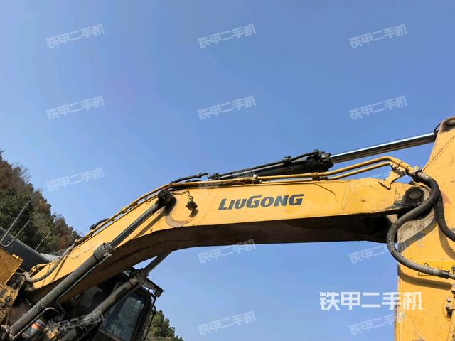 大臂整體?右側(cè)（工作和回轉(zhuǎn)裝置）