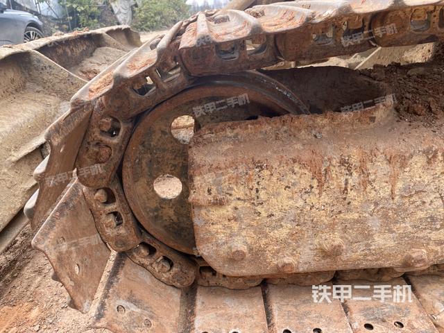 左側(cè)履帶整體?（行走機構(gòu)）