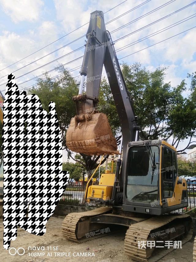 沃尔沃EC120D挖掘机