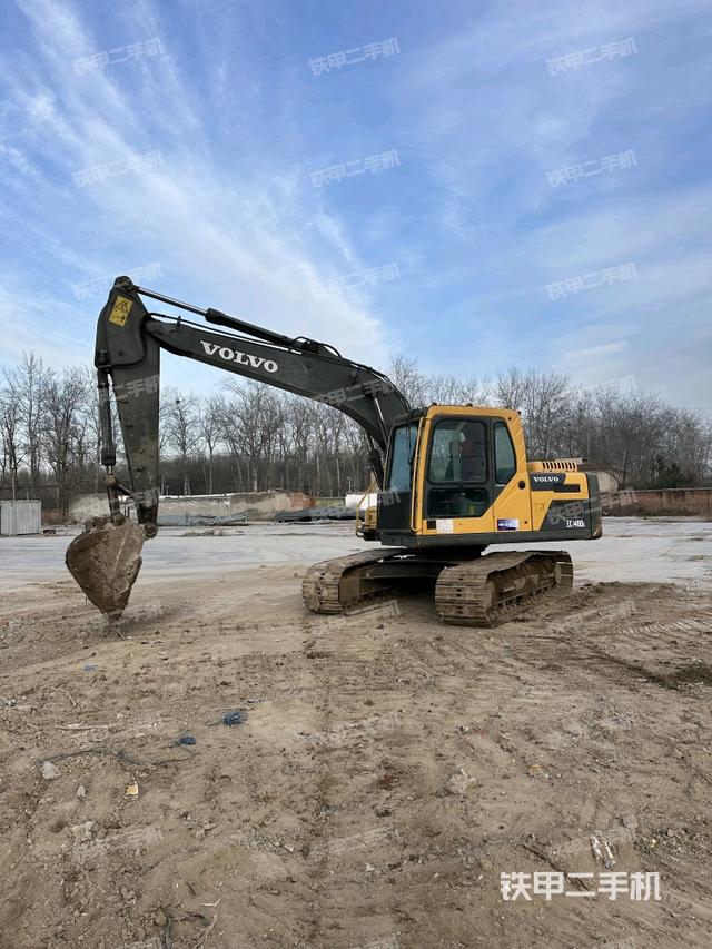 沃尔沃EC140CL清道夫挖掘机