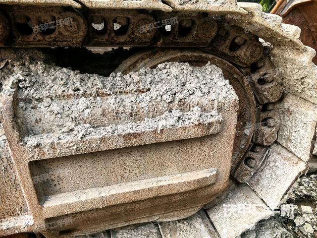 左側(cè)行走馬達蓋板（行走機構(gòu)）