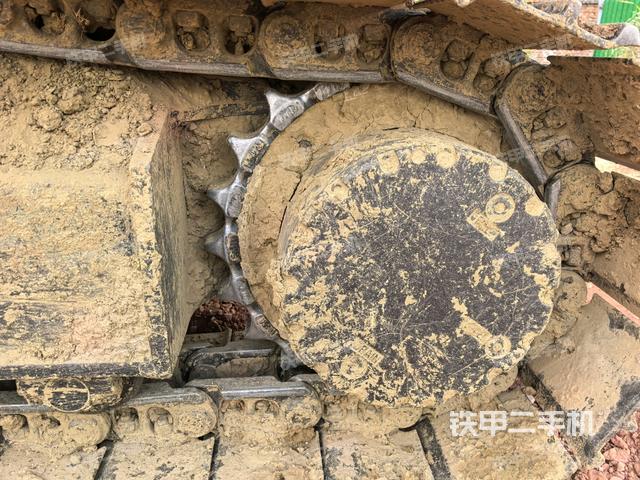 左驅(qū)動(dòng)輪（行走機(jī)構(gòu)）