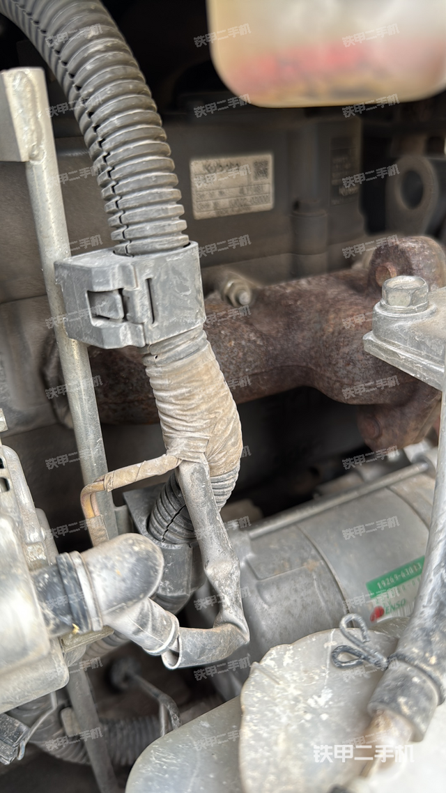 發(fā)動(dòng)機(jī)整體俯視（整機(jī)外觀）