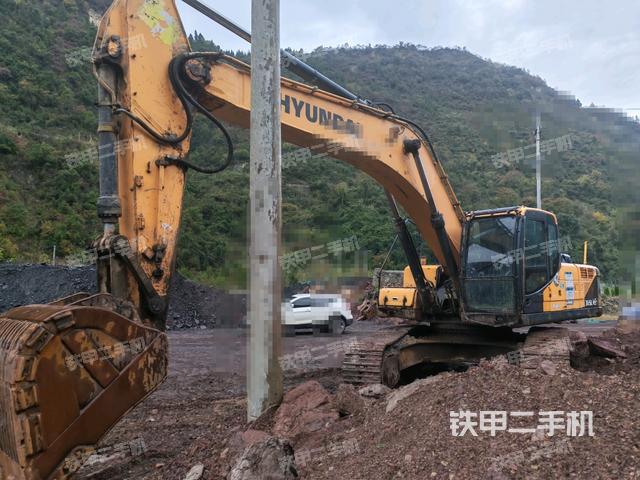 现代R305LVS挖掘机