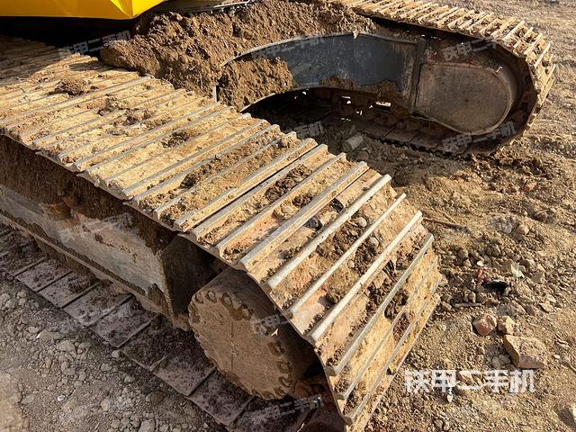 单侧履带整体（整机外观）