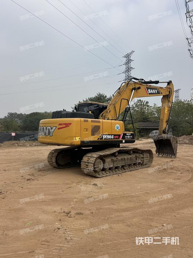 三一重工SY205C挖掘機