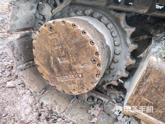 右驱动轮（行走机构）