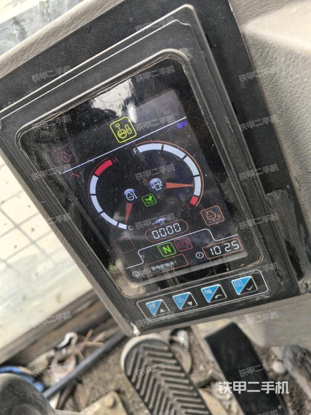 显示屏 （驾驶室部分）