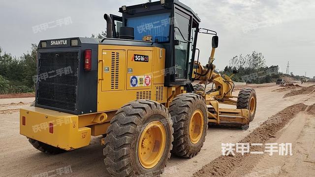 整机右后45°（设备外观及核心部件）