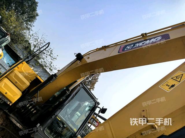 大臂整体 右侧（工作和回转装置）