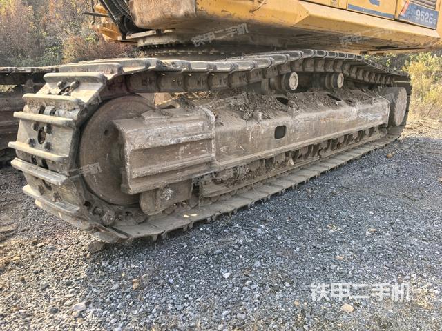 左側(cè)履帶整體?（行走機(jī)構(gòu)）