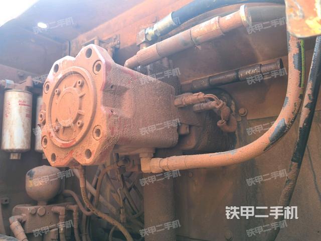 液壓泵斜45?左（大件艙室）