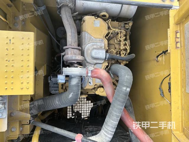 發(fā)動機(jī)整體俯視（整機(jī)外觀）