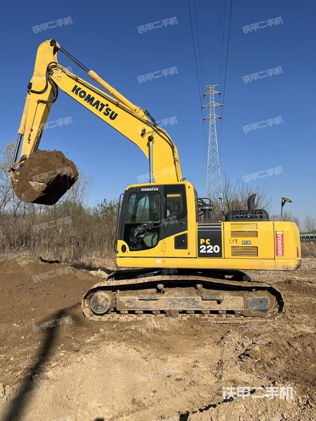 小松PC220-8M0挖掘機