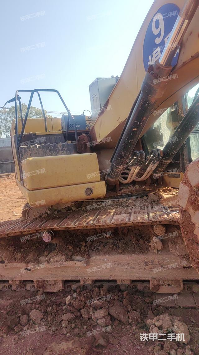 單側(cè)履帶整體（整機(jī)外觀）