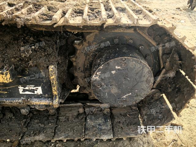 左侧行走马达盖板（行走机构）