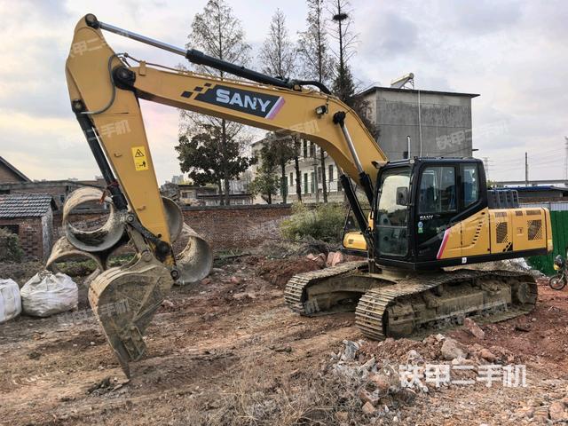 三一重工SY205C挖掘機(jī)