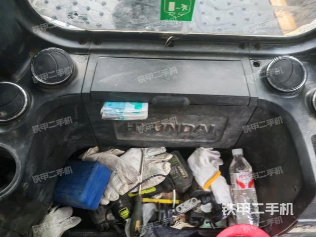 顶棚整体（驾驶室部分）