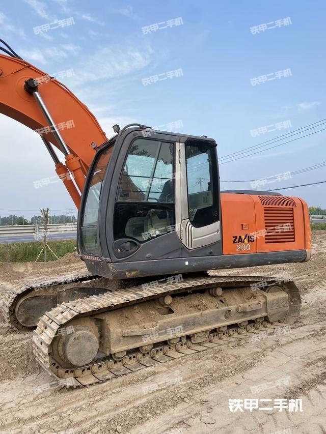 駕駛室頂部（整機(jī)外觀）