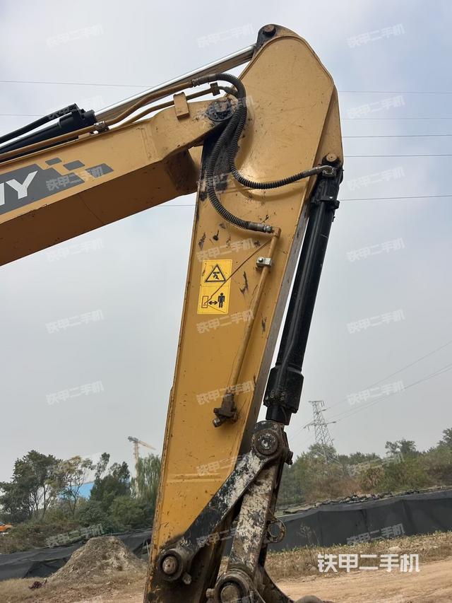 小臂整體左后（工作和回轉(zhuǎn)裝置）