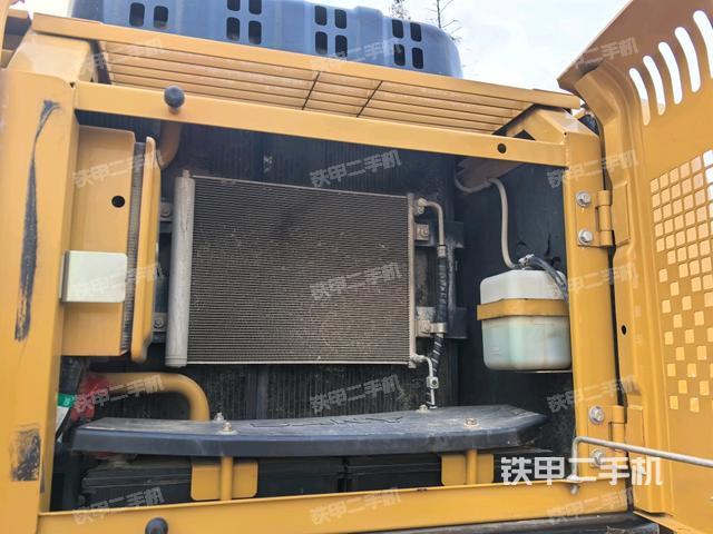 散熱器正面（大件艙室）