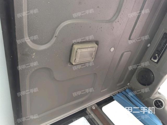 顶棚整体（驾驶室部分）