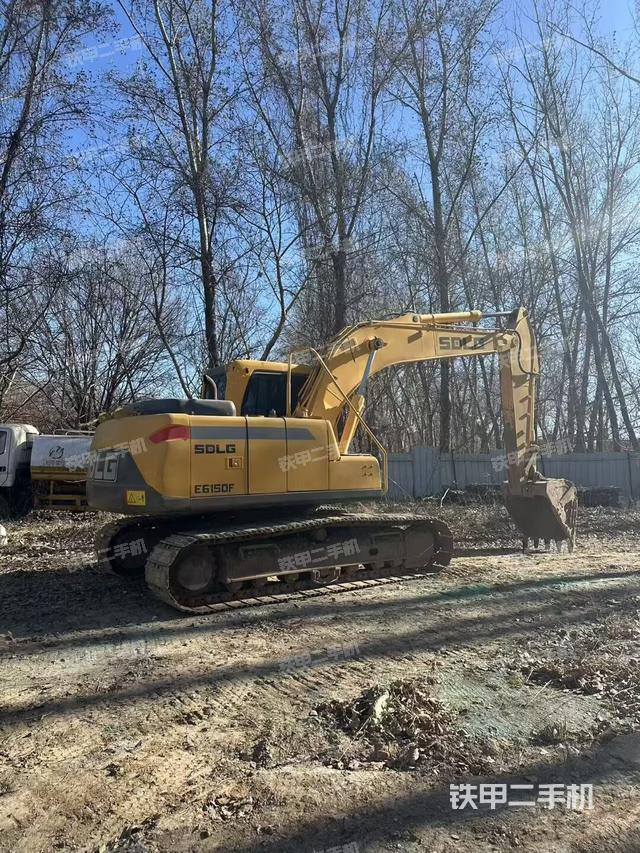 整機右后45°（整機外觀）