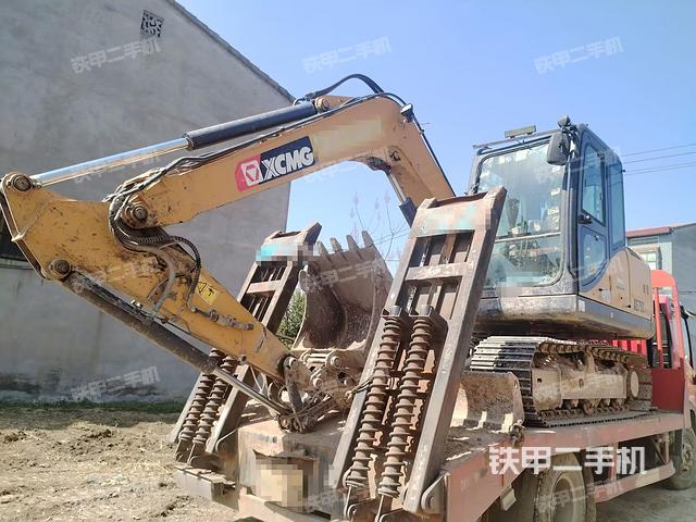 徐工XE75D挖掘機