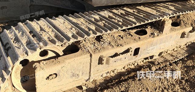 单侧履带整体（整机外观）