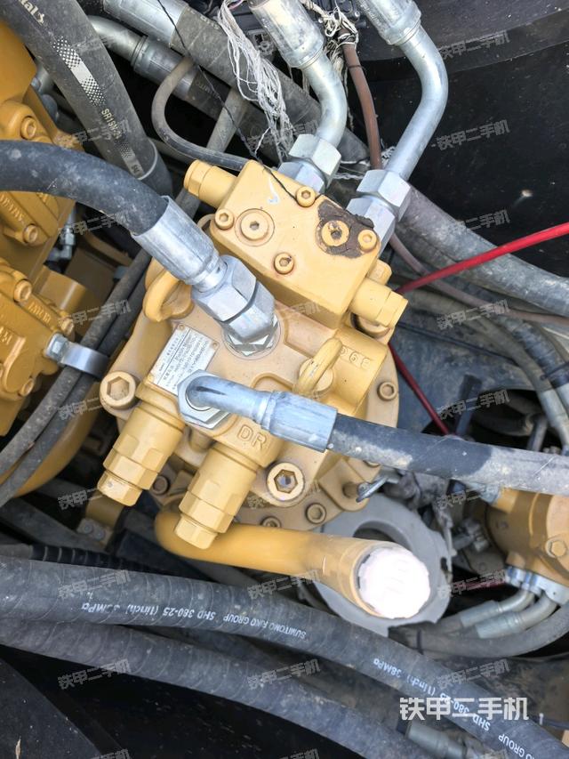 回轉(zhuǎn)馬達(dá)（上車部件）