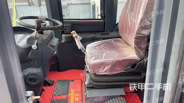 驾驶室工作台（整机外观及大件）