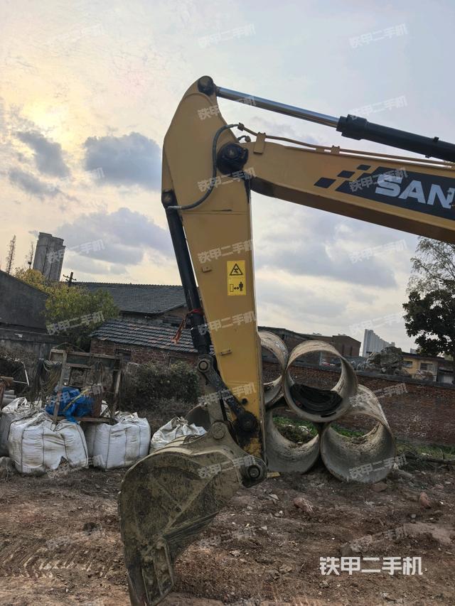 小臂整體左后（工作和回轉(zhuǎn)裝置）