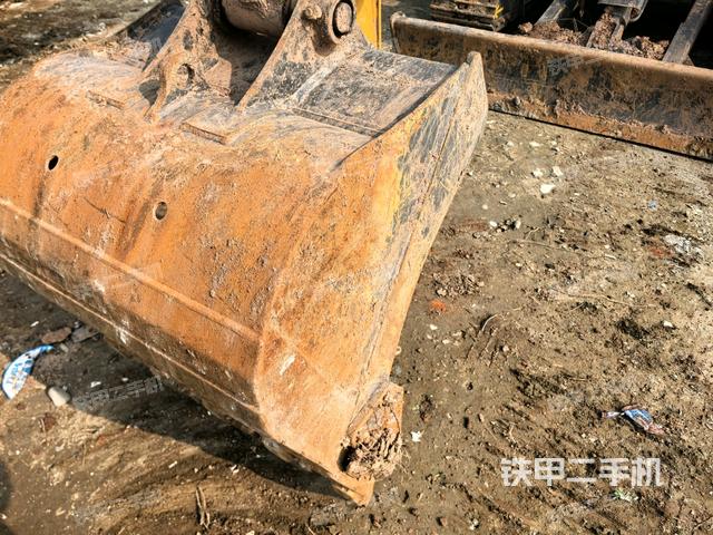 鏟斗45度（工作和回轉(zhuǎn)裝置）