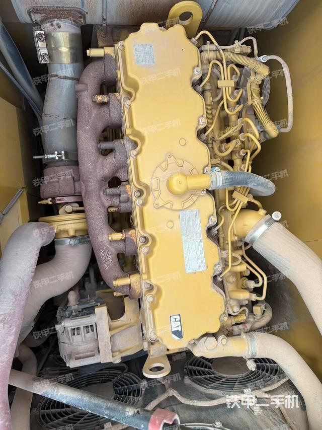 發(fā)動(dòng)機(jī)整體俯視（整機(jī)外觀）