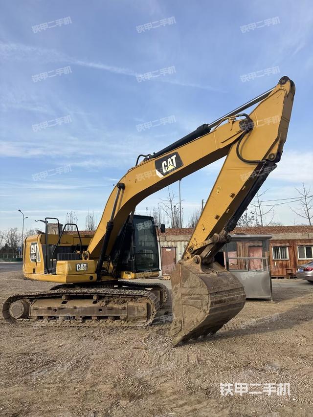 駕駛室頂部（整機(jī)外觀）