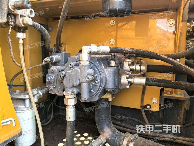 液压泵室（大件舱室）