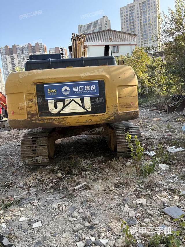 單側(cè)履帶整體（整機(jī)外觀）