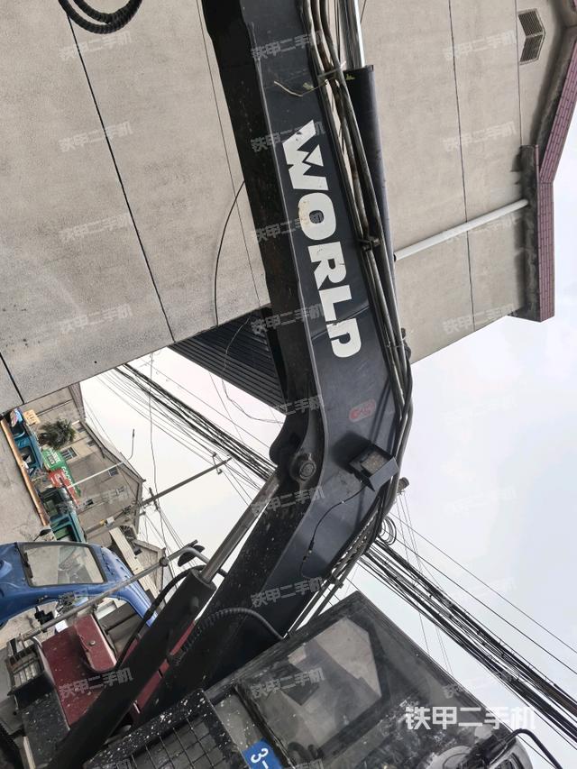 小臂整体右前（工作和回转装置）