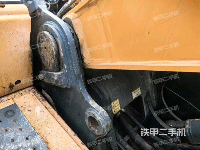 大臂根部?斜視（工作和回轉(zhuǎn)裝置）