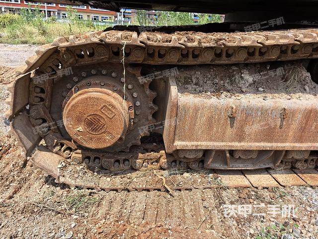 右驅動輪（行走機構）