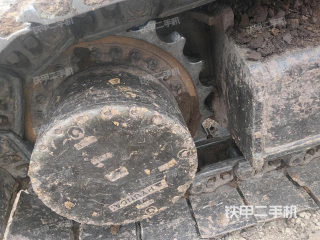 右驱动轮（行走机构）